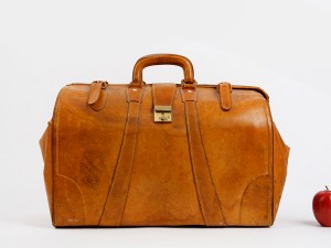 archer and archer interview leather travel bag